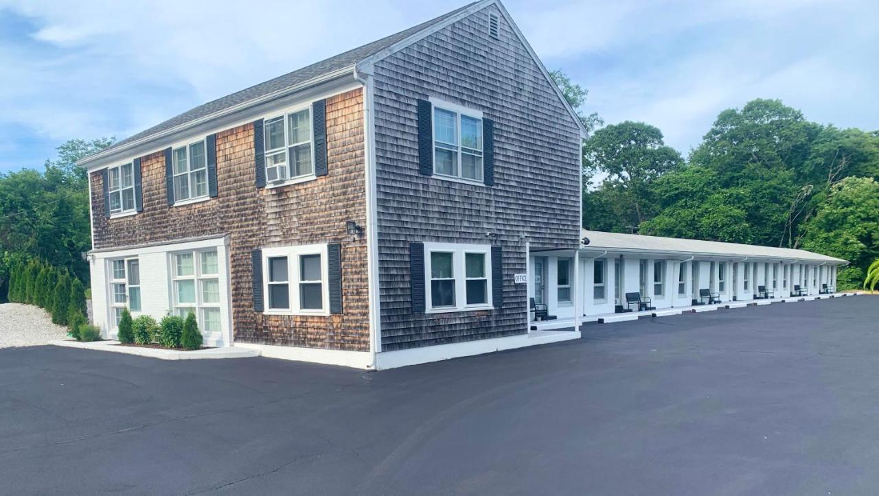 Kingfisher Lodging Dennis Exterior photo
